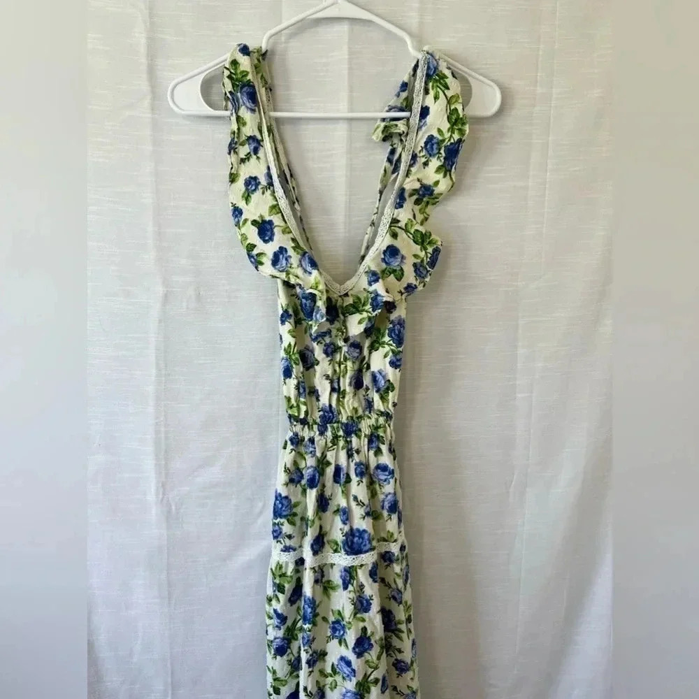 ASOS DOBBY TIERED MIDI SKATER SUNDRESS WITH LACE UP BACK IN FLORAL PRINT-MULTI - Picture 3 of 7